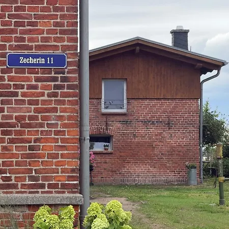 Kleines Haus Zur Insel * Zecherin (Usedom, Vorpommern-Greifswald)